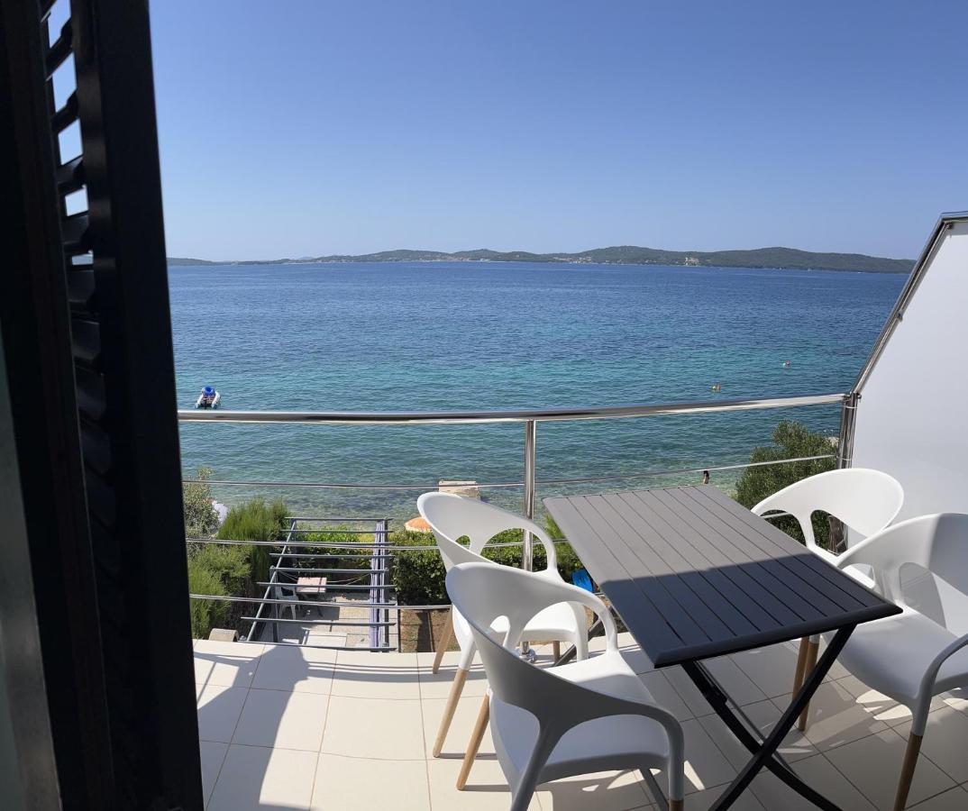 Apartments Pisacic بيبينيا المظهر الخارجي الصورة