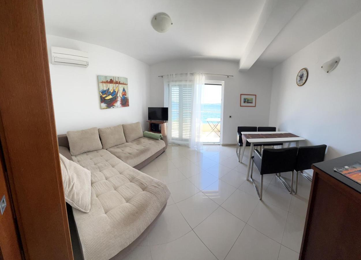 Apartments Pisacic بيبينيا المظهر الخارجي الصورة