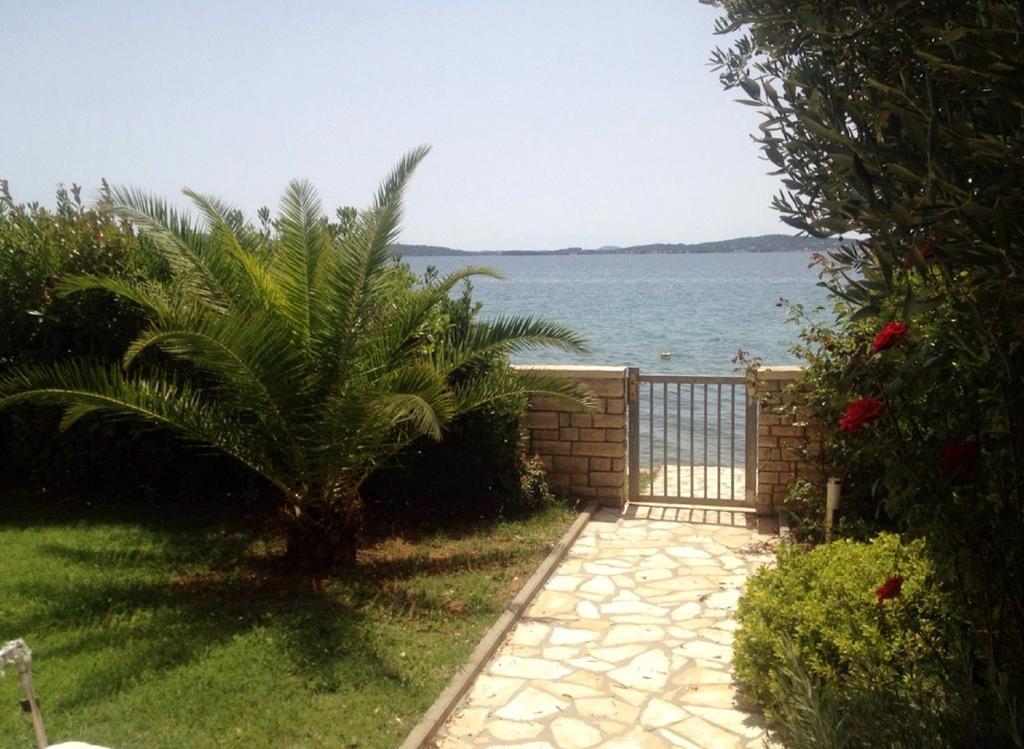 Apartments Pisacic بيبينيا المظهر الخارجي الصورة